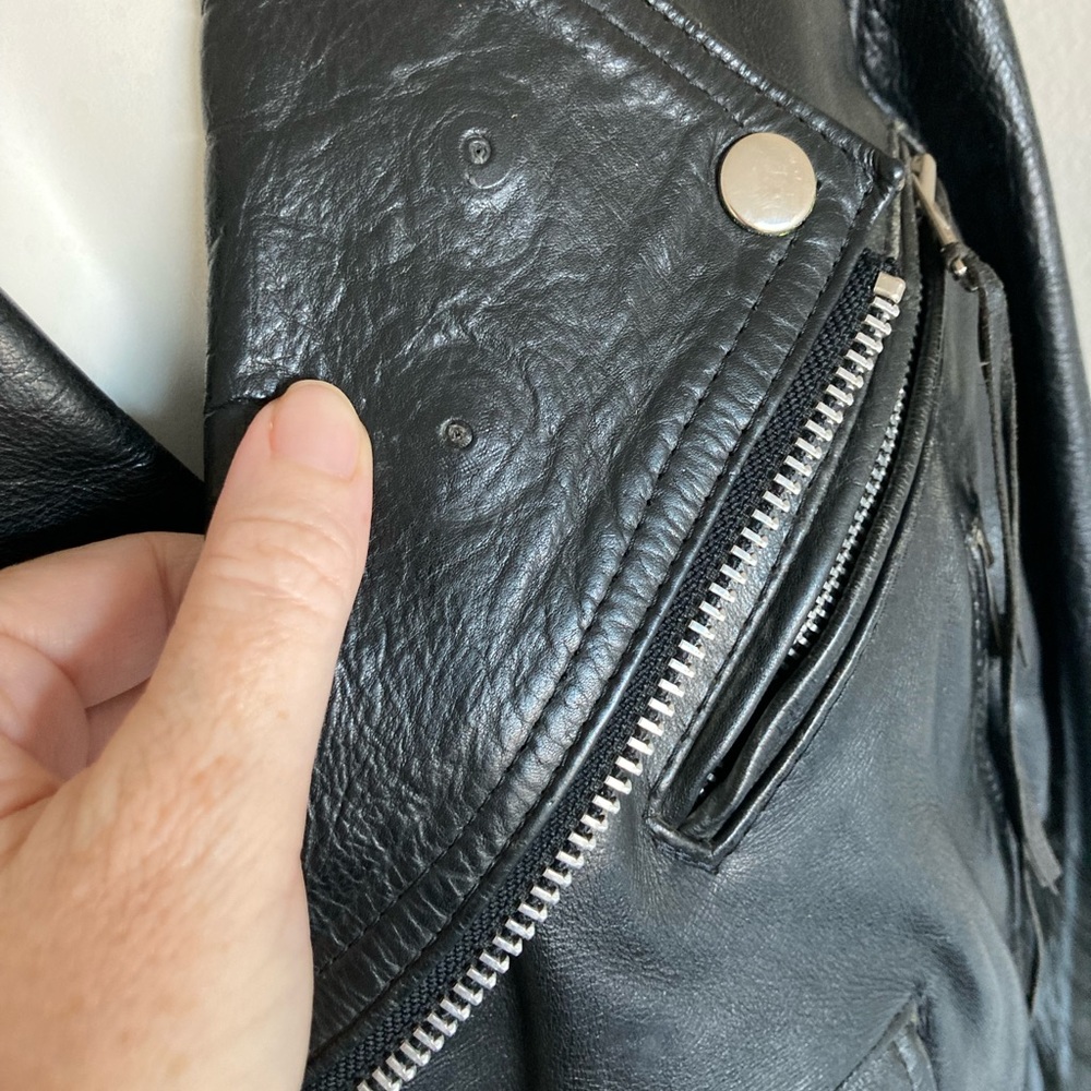 Vintage 80’s Distressed LONDON BLE Black Leather Cropped Motorcycle Jacket Sz XL - Picture 10 of 12